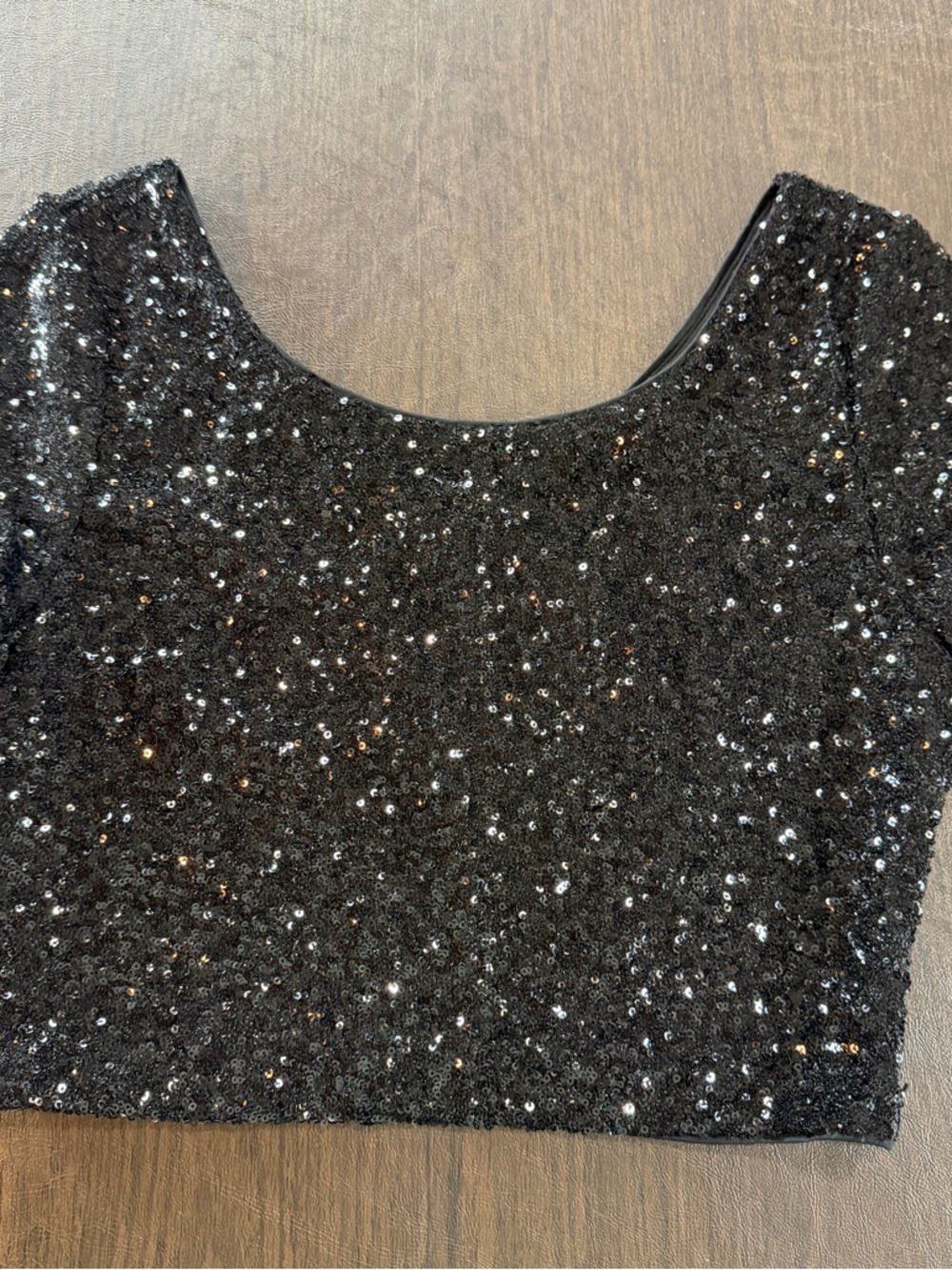 Express Black Sequin Scoop Neck Crop Top Sz S/P NWT
